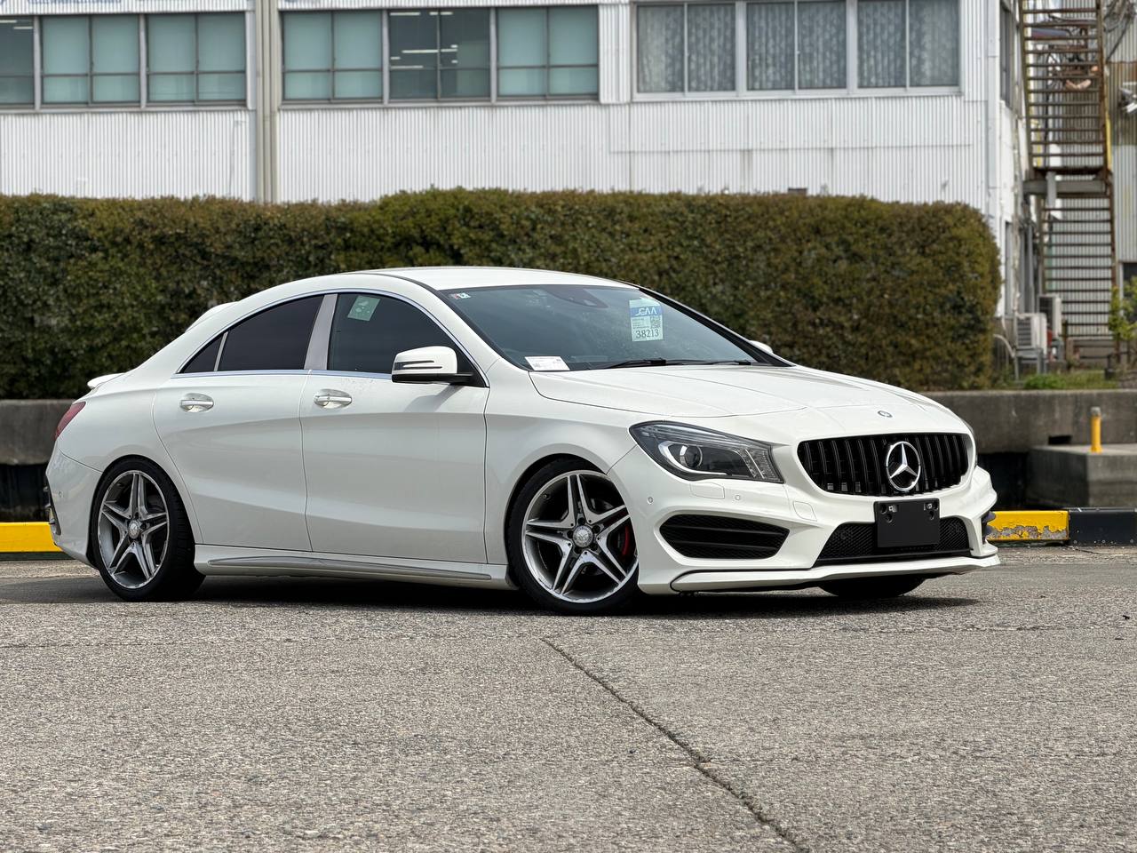 Mercedes-Benz CLA 180